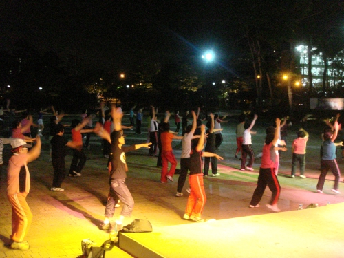 삼대를 잇는 건강365+ 활기충전 이지로빅_1