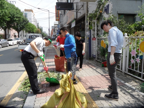 태풍 볼라벤이 쓸고간 자리 일제대청소_1