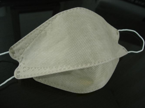 길거리에 침 뱉는 사람들_1