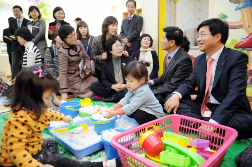 수원시에 아이러브맘 카페 문 열어_1