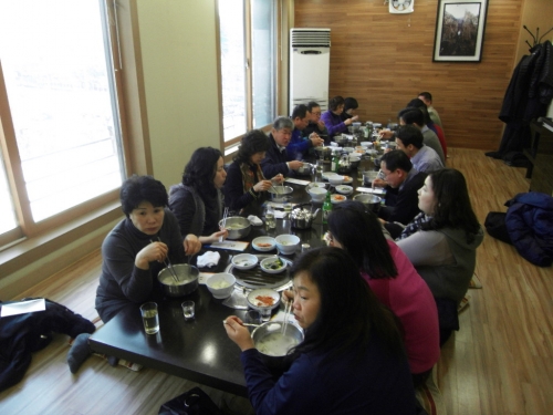 원천동 떡국 함께 나눠 먹으며 새해 각오 다져_1