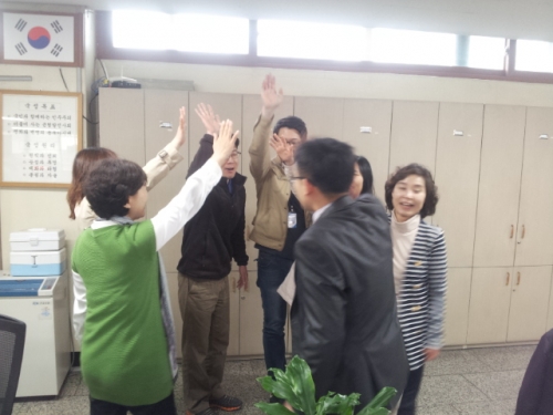 인계동 주민센터에는 인사의 향기가 넘쳐납니다_1