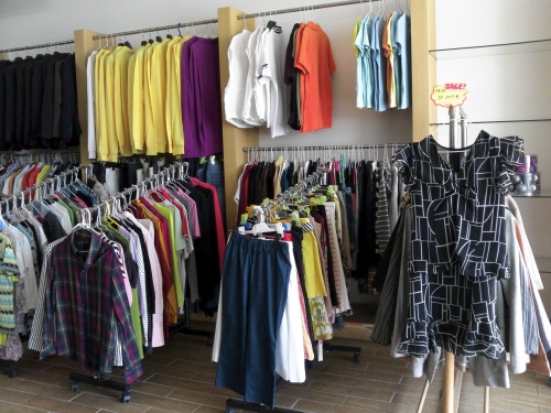 물건도 사고, 불우이웃도 돕고_3