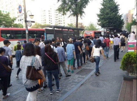 ‘수도권 직행좌석버스 입석운행금지’ 쉽게 되겠어요?_1