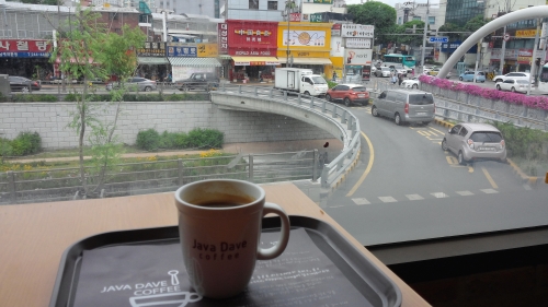 커피와 함께 시작하는 향긋한 하루_1