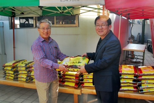 “이웃사랑은 말이 아닌 실천”이라고_1