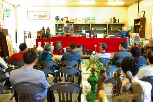 수원에도 골동품 ‘경매전문매장’ 이 있다고?_1