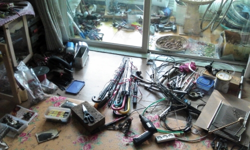 여기가 아파트야, 동네 공장이야, 보물창고야?_1