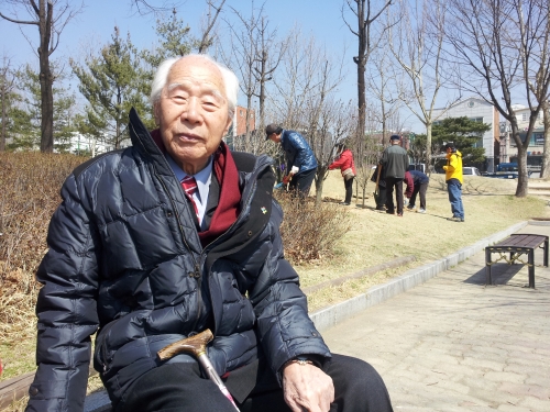 광복70주년 기념 나라꽃 무궁화 식목행사 가져_4
