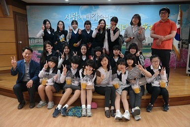 학생들이 직접 만든 요리 기부 _1