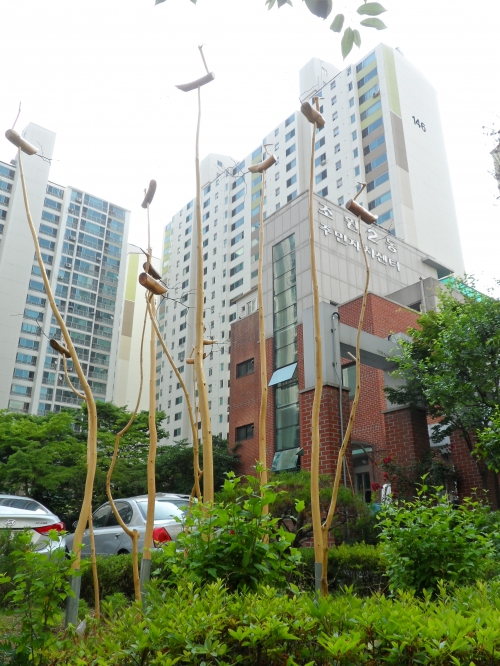 시집 한 권 들고 동네 한바퀴!_1