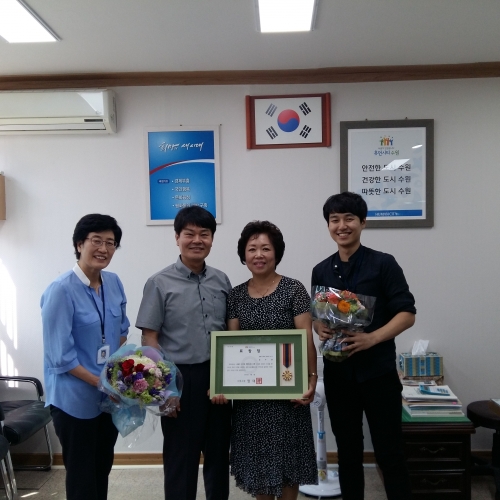 매탄1동 김수영씨, 선행시민 표창_1