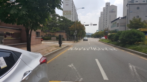 매탄3동주민센터 앞 삼거리 신호위반 조심해요 _1