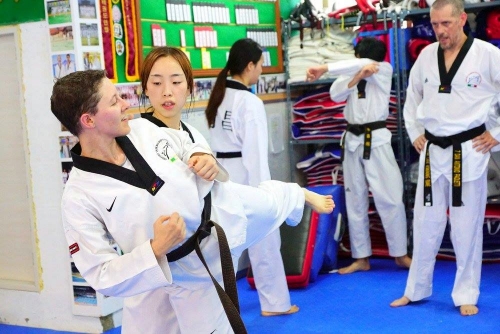 작지만 강한 수원의 태권사범 강유진_4