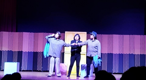 세월호 어머니들의 연극 '그와 그녀의 옷장'_2