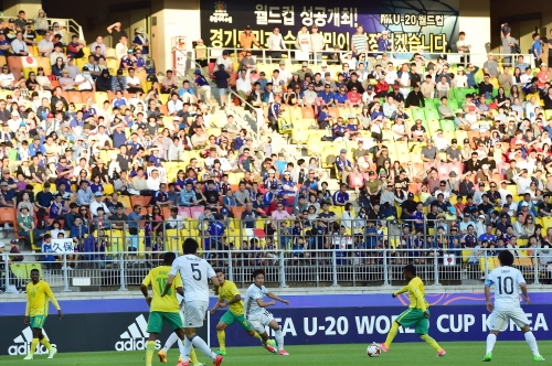 남아공 대 일본 경기(사진 강제원/수원시포토뱅크)