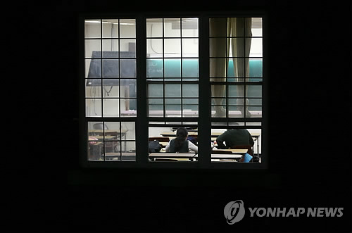 '야자'는 옛말…경기 고교 '오후 7시' 교육종료 권장_1